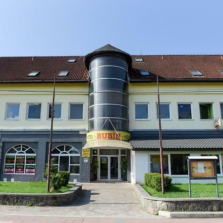 Hotel Rubin Svidnik Zewnętrze zdjęcie