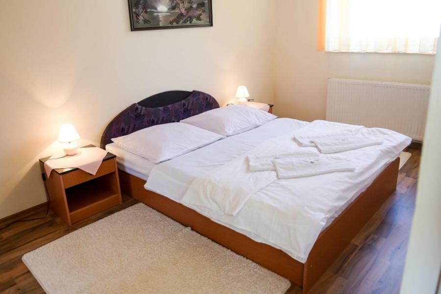 Hotel Rubin Svidnik Zewnętrze zdjęcie
